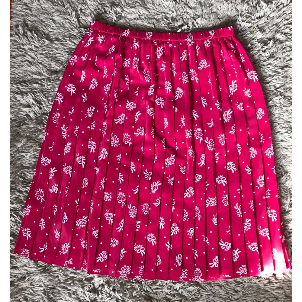 Volup vintage hot pink w/ white bows skirt